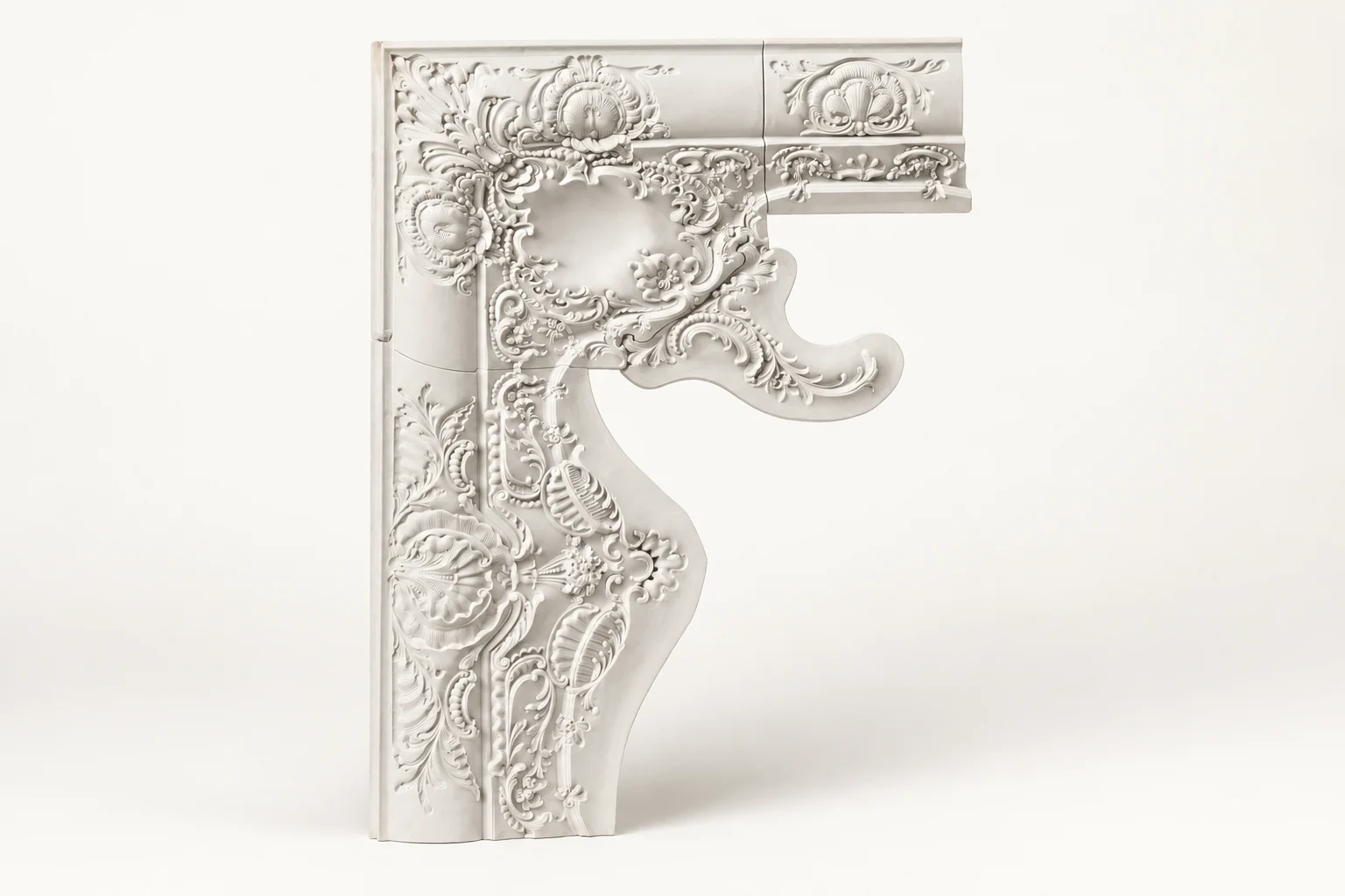 Rococo Shell Crown Moulding